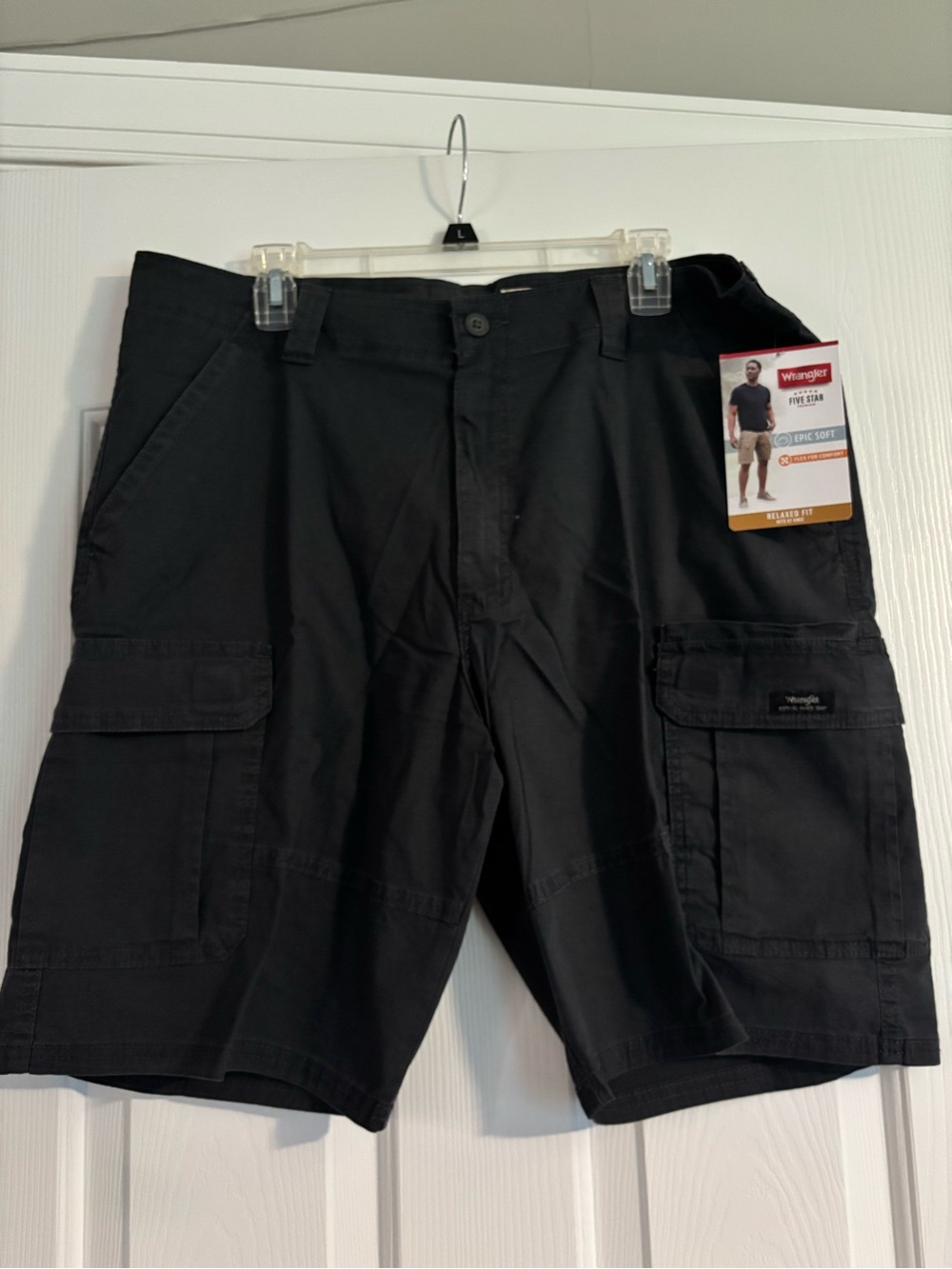 Wrangler Men's Black Cargo Shorts